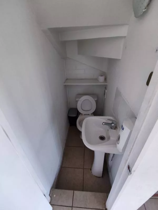 D_NQ_NP_2X_608852-MLC54772511615_032023-F