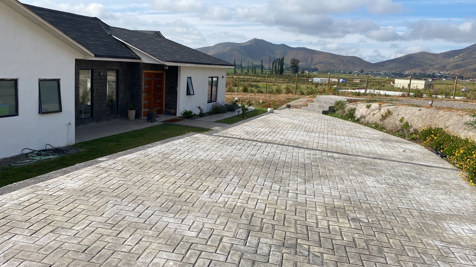 WhatsApp Image 2023-11-07 at 3.28.24 PM (1)